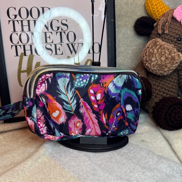 baobaohui Handbags - Vibrant Feather Print Cosmetic Bag